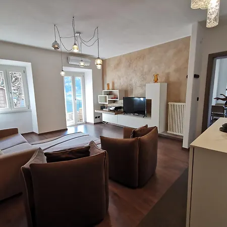 Il Golfo Apartment,